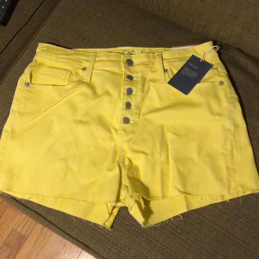 Universal Thread women’s shorts NWT